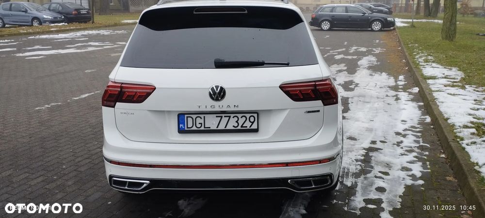 Volkswagen Tiguan 2.0 TDI SCR 4MotION DSG R-Line - 8