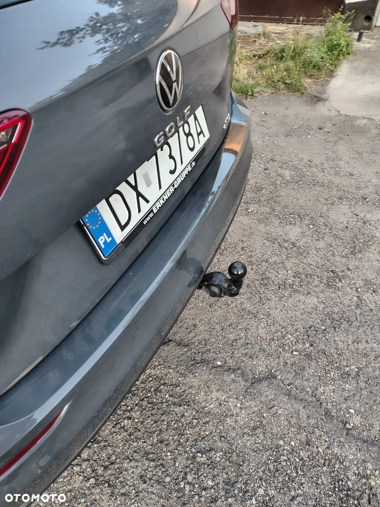 Volkswagen Golf - 10