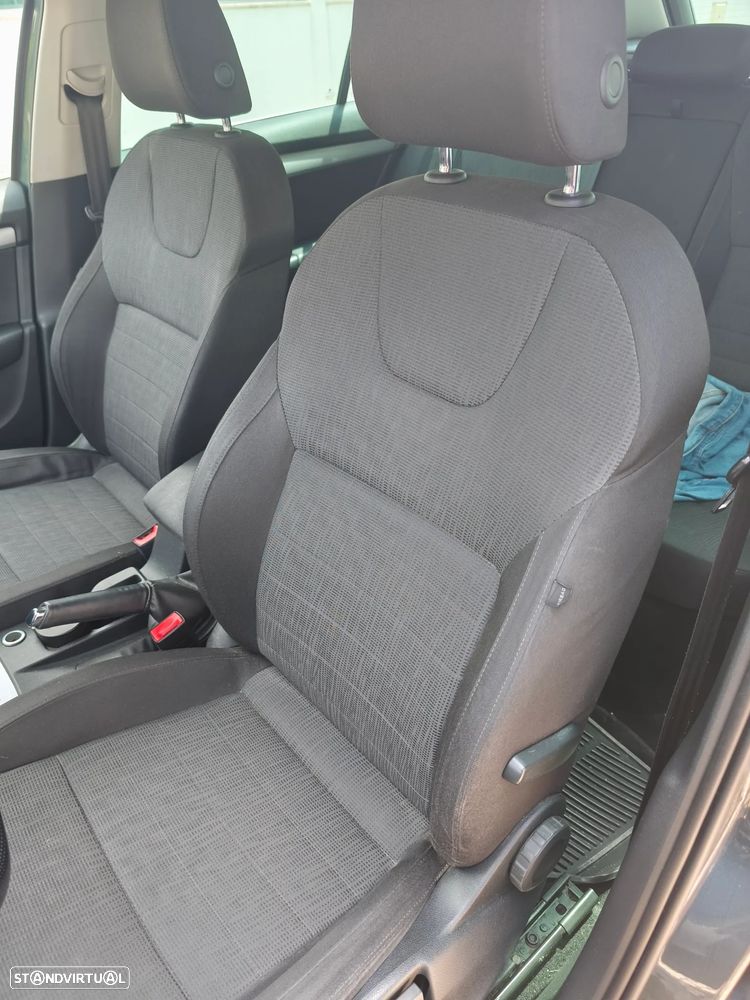 Skoda Octavia Break 1.6 TDi Elegance Pack - 12