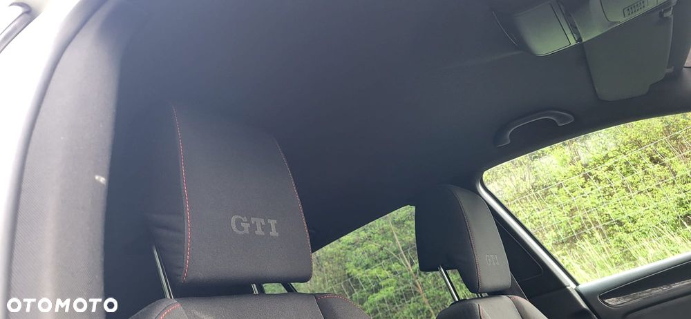 Volkswagen Golf 2.0 GTI - 14