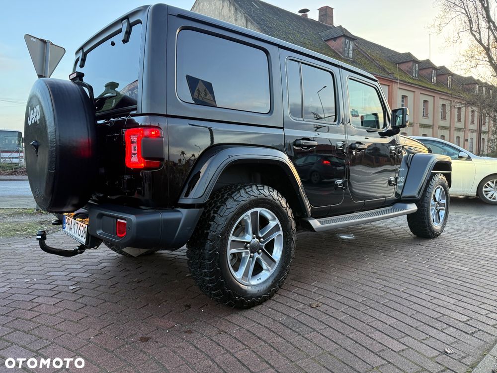 Jeep Wrangler Unlimited GME 2.0 Turbo Sahara - 32