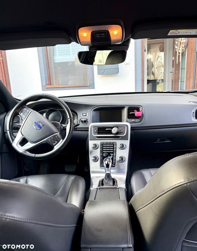 Volvo V60 Cross Country D4 Drive-E Summum - 8