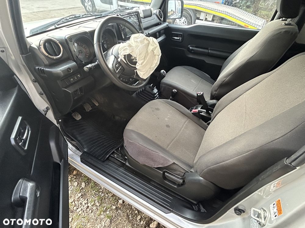 Suzuki Jimny 1.5 ALLGRIP Comfort+ - 10