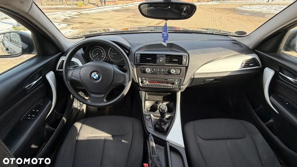 BMW Seria 1 114i - 9