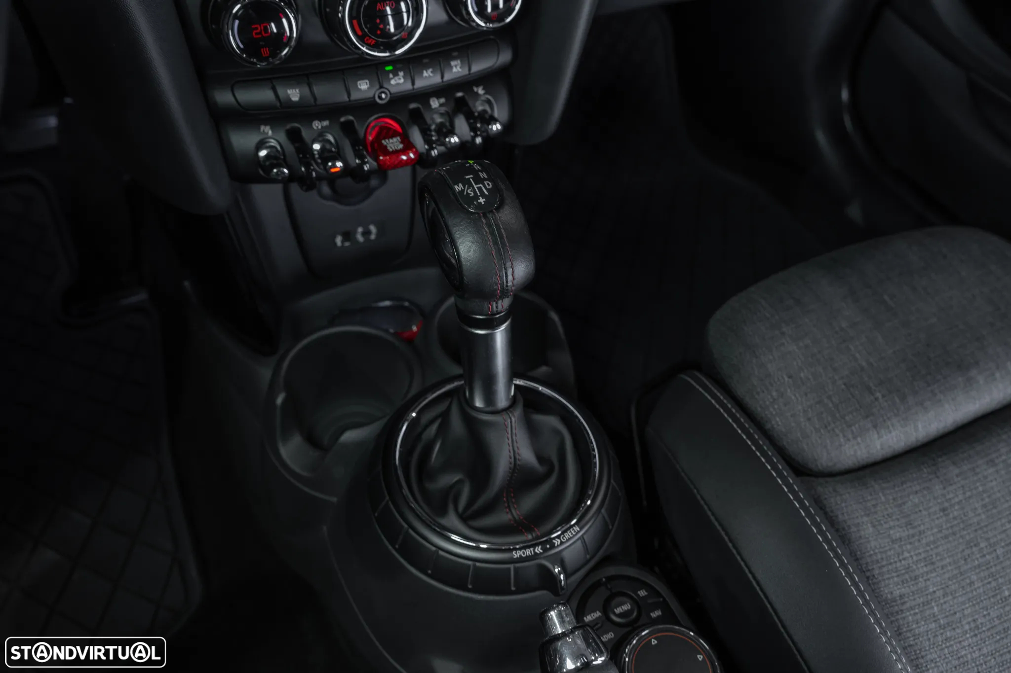 MINI 3 Portas Cooper S Auto - 19