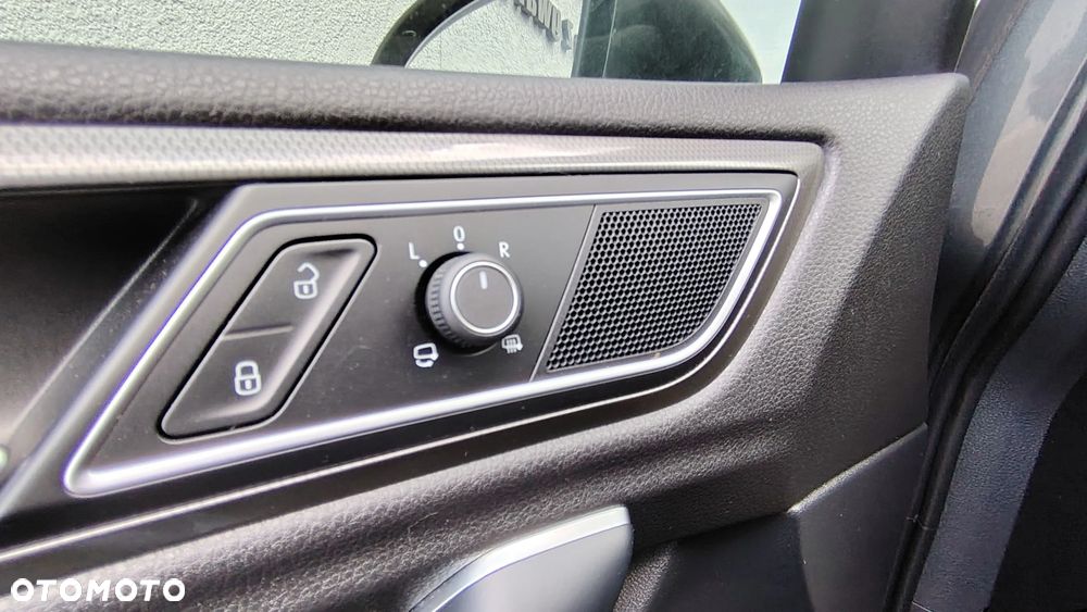 Volkswagen Golf Sportsvan SV 1.5 TSI ACT Comfortline - 26