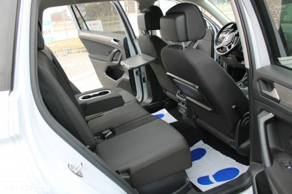 Volkswagen Tiguan Allspace 2.0 TDI SCR Comfortline - 34
