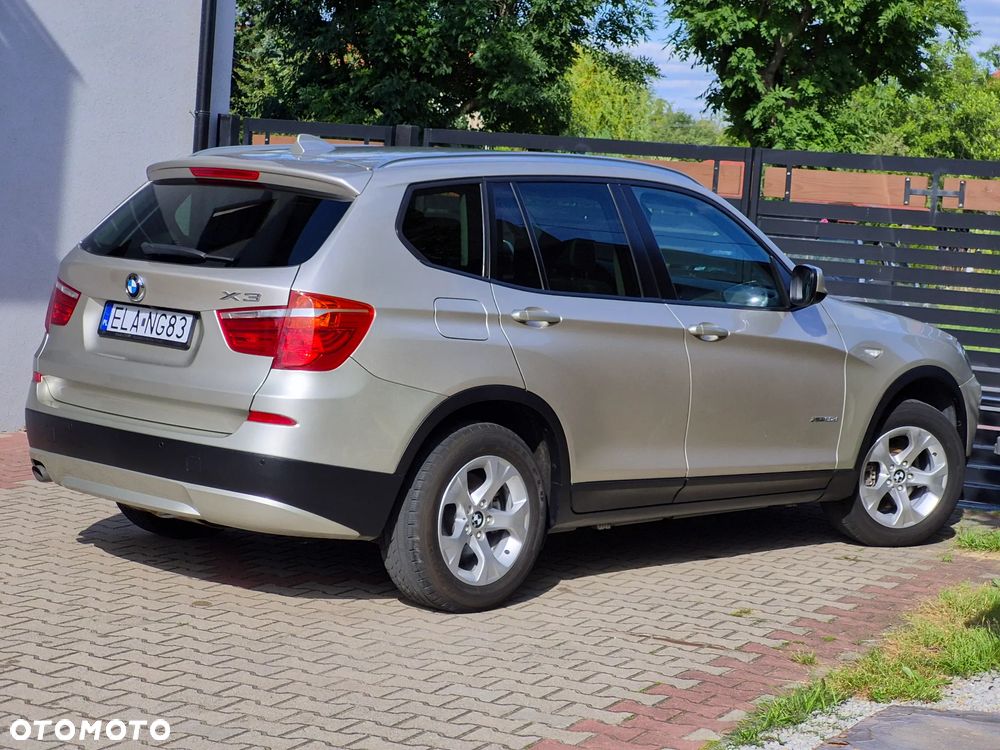 BMW X3 xDrive20d - 9