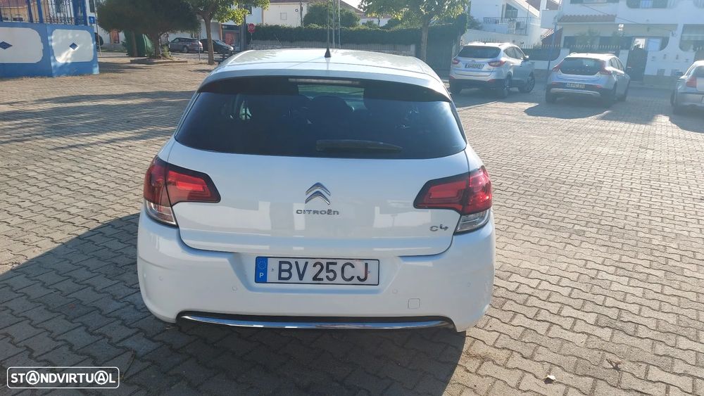 Citroën C4 1.2 PureTech Feel - 21