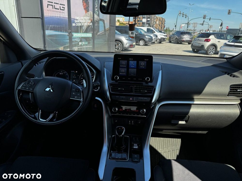 Mitsubishi Eclipse Cross - 17