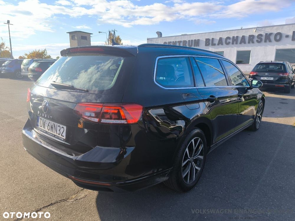 Volkswagen Passat - 3