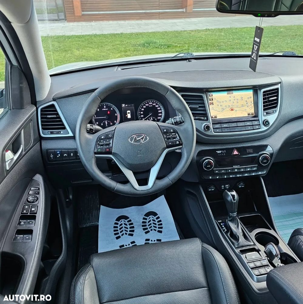 Hyundai Tucson 2.0 CRDI 4WD Automatik Advantage - 9