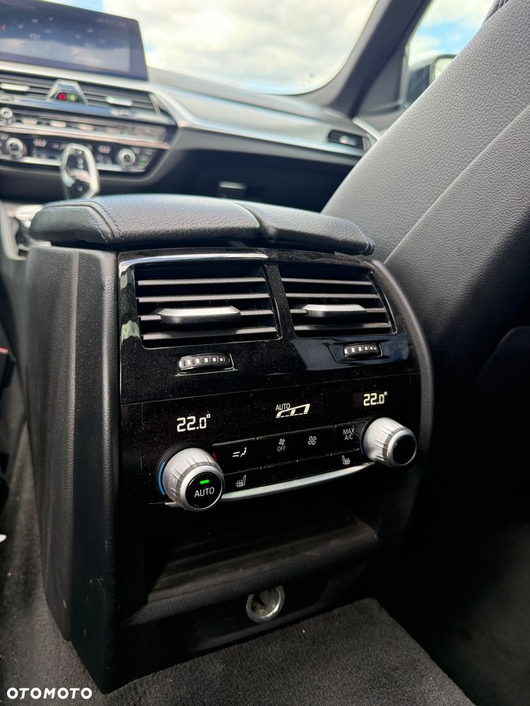 BMW Seria 5 540d xDrive Sport Line - 15