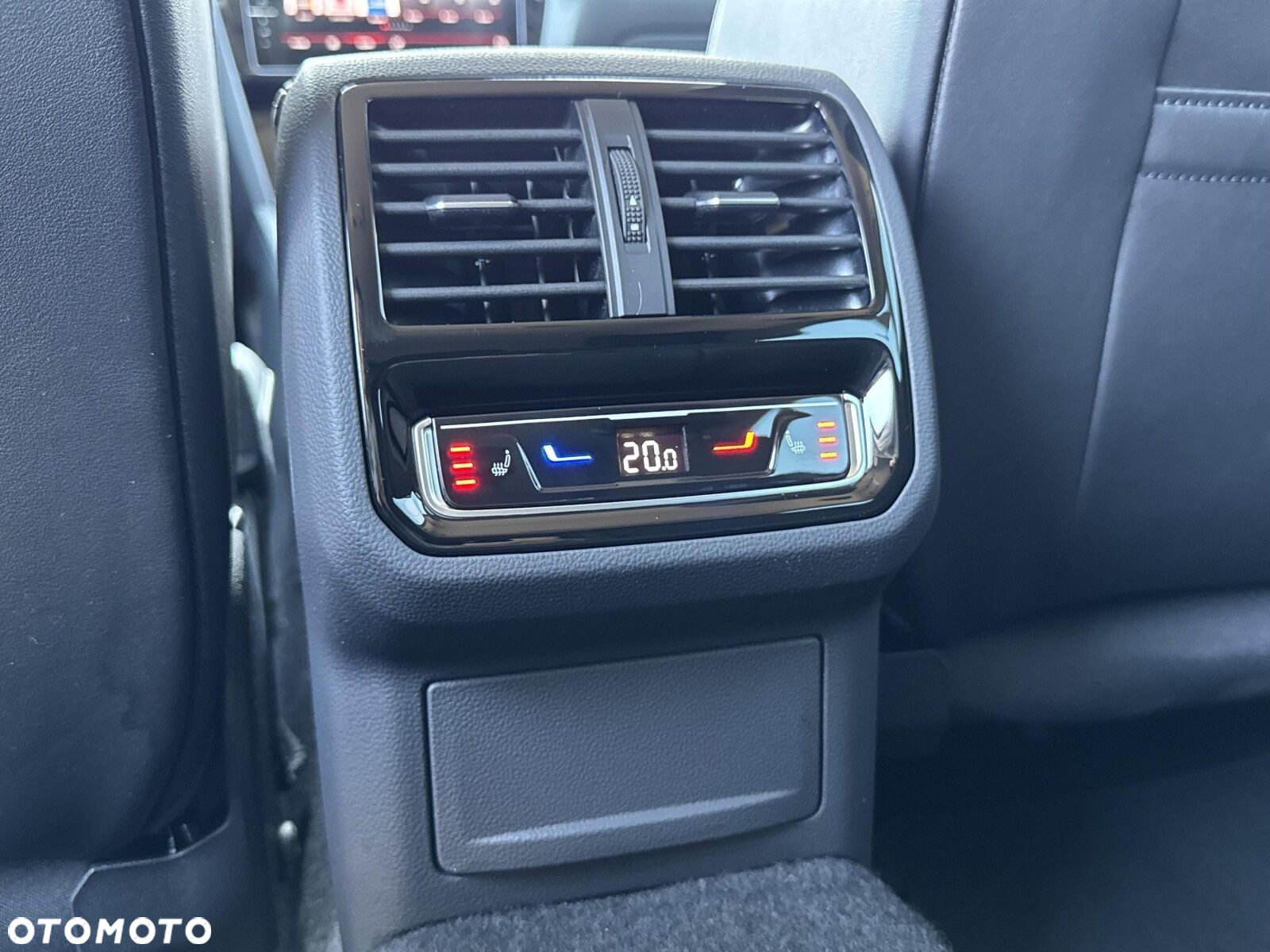 Volkswagen Arteon 2.0 TDI 4Motion Elegance DSG - 26
