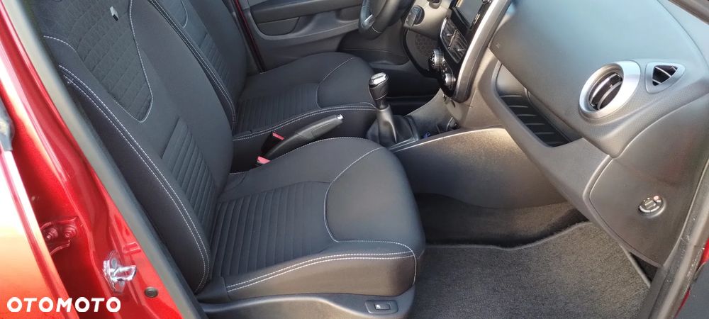 Renault Clio 1.2 16V Limited - 10