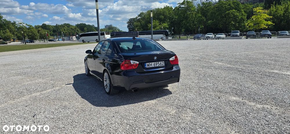 BMW Seria 3 320i - 3