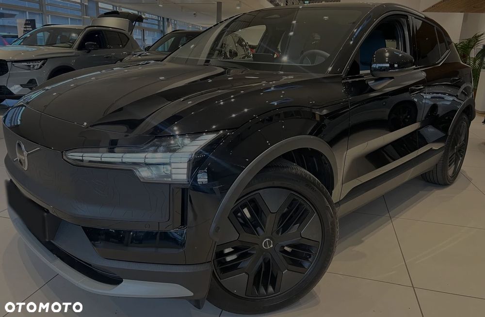 Volvo EX30 Twin Motor Performance AWD Cross Country Ultra - 10