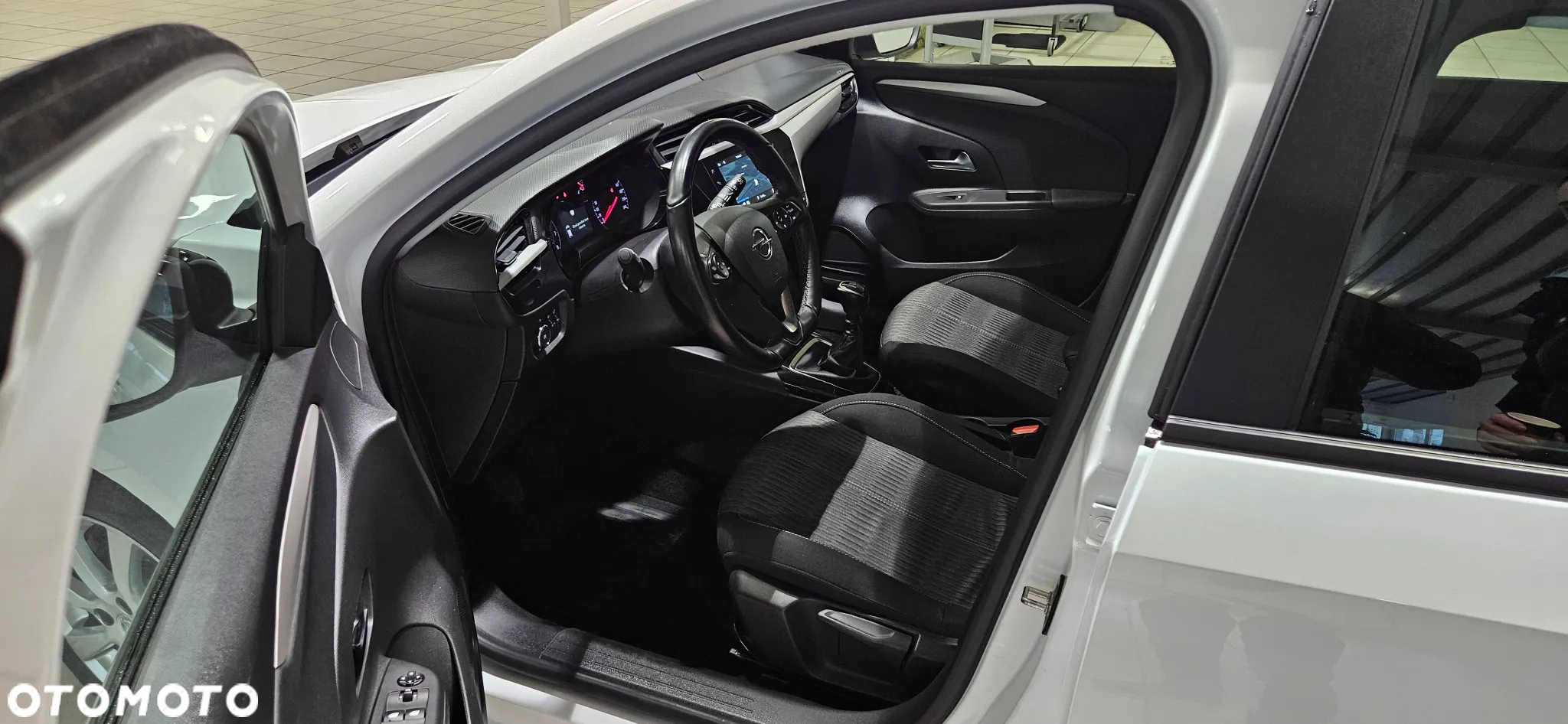 Opel Corsa - 8