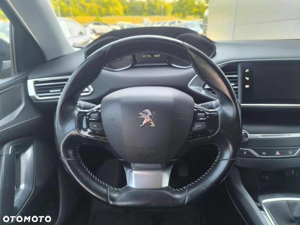 Peugeot 308 1.2 PureTech GPF Active Pack Business S&S - 17