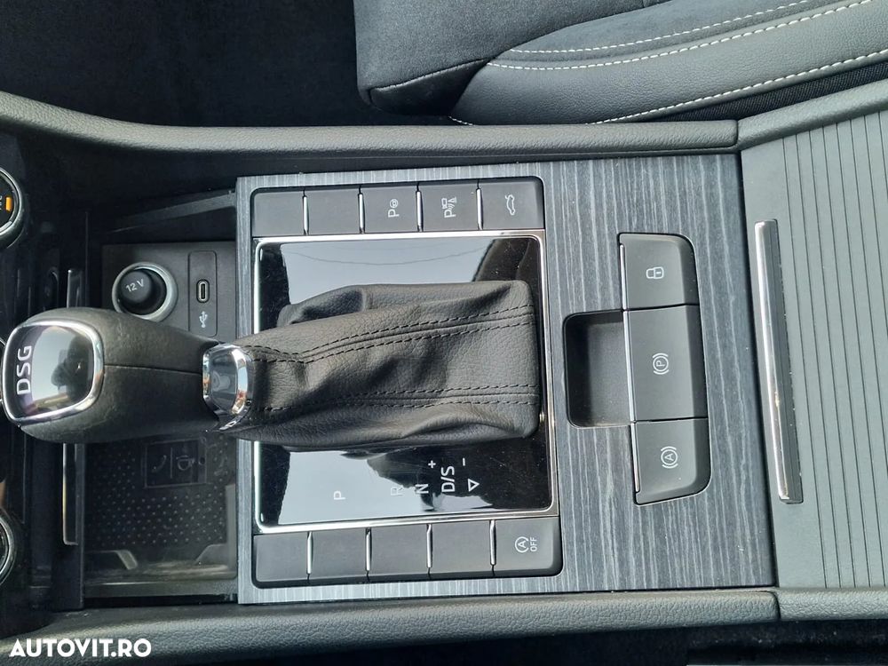 Skoda Superb 2.0 TDI DSG Style - 29