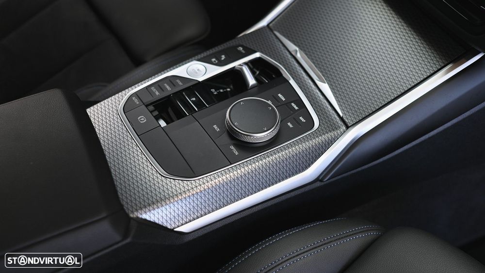 BMW 330 e Aut. M Sport - 47