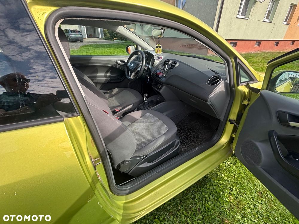 Seat Ibiza SC 1.4 16V Style - 19