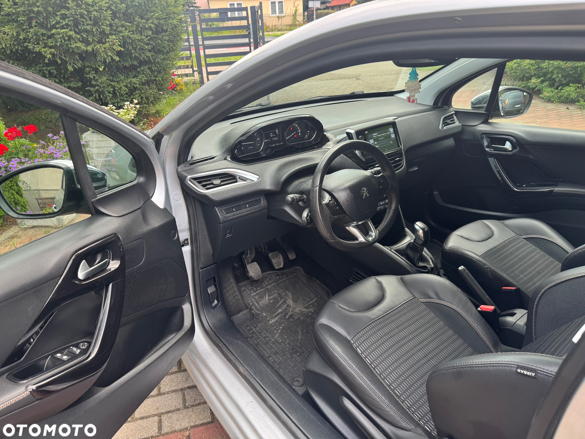 Peugeot 208 1.6 VTi Allure - 18