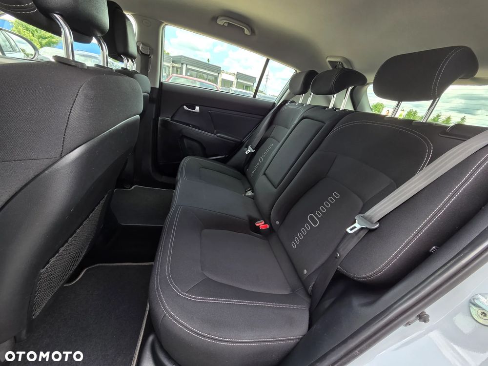 Kia Sportage 1.7 CRDI 2WD Attract - 20