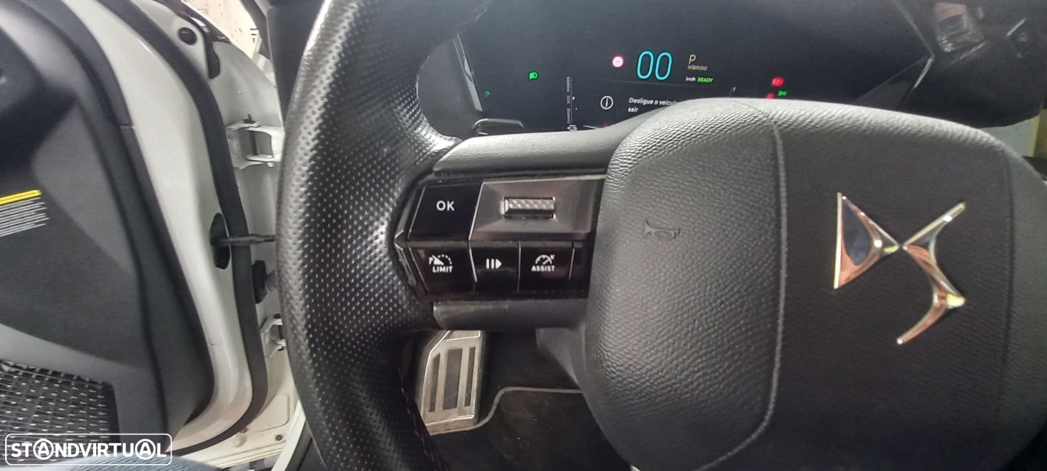 DS DS4 E-Tense Performance Line EAT8 - 9