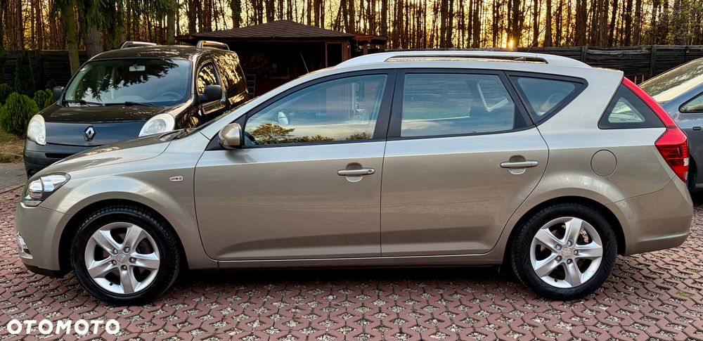 Kia Ceed 1.4 Comfort + - 9