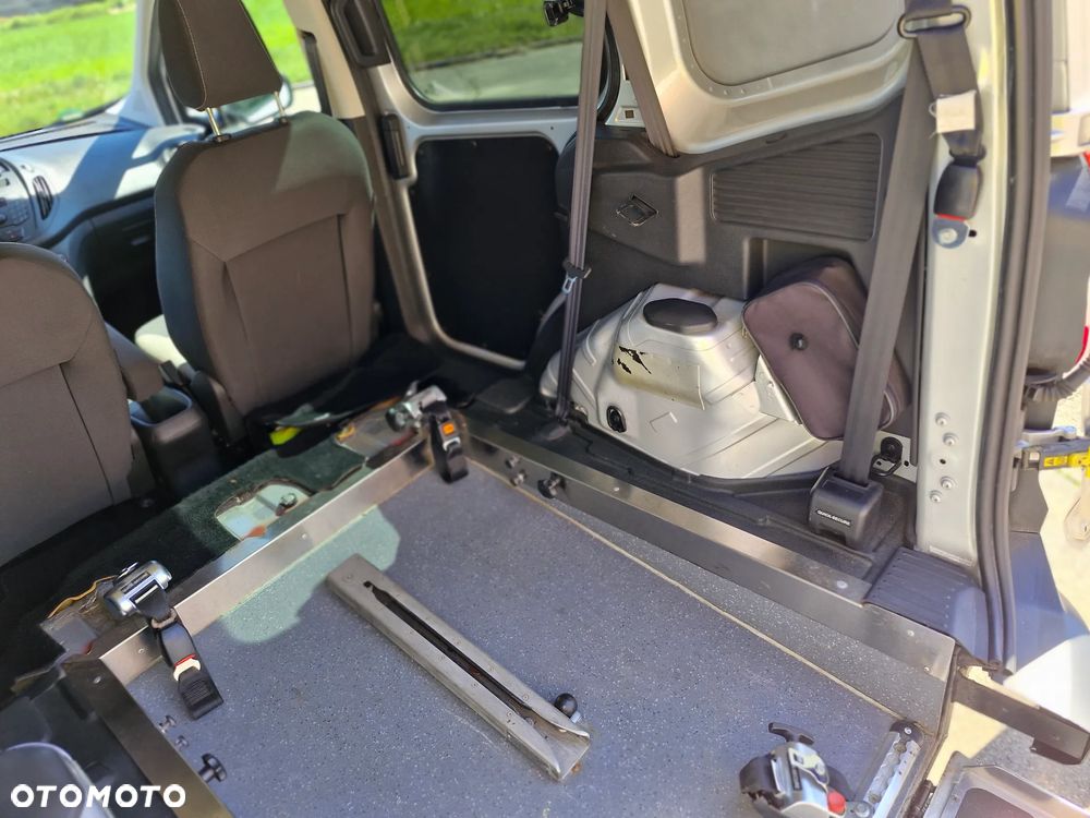 Ford Transit Courier Trend - 21