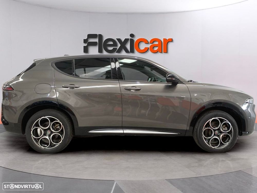 Alfa Romeo Tonale 1.3 Plug-In Hybrid Sprint e-AWD - 4