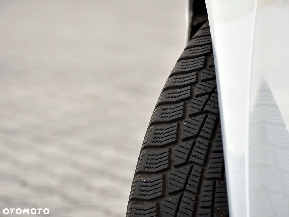 Ford Focus 1.6 Trend - 10