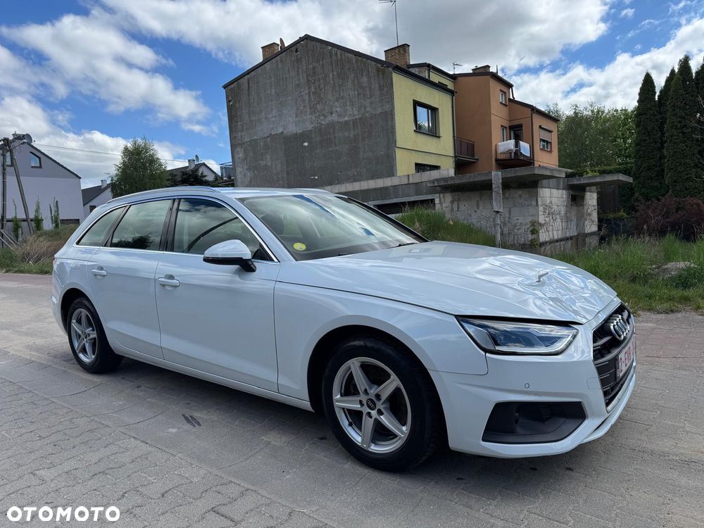 Audi A4 Avant - 16