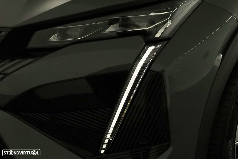 Peugeot 408 1.2 PureTech GT EAT8 - 6