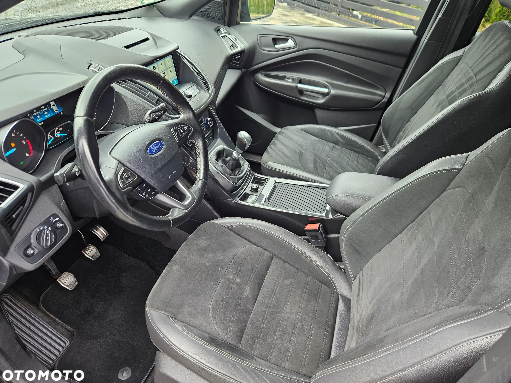 Ford Kuga 2.0 TDCi 4x4 ST-Line - 8