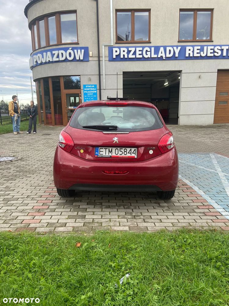 Peugeot 208 1.4 VTi Allure - 6