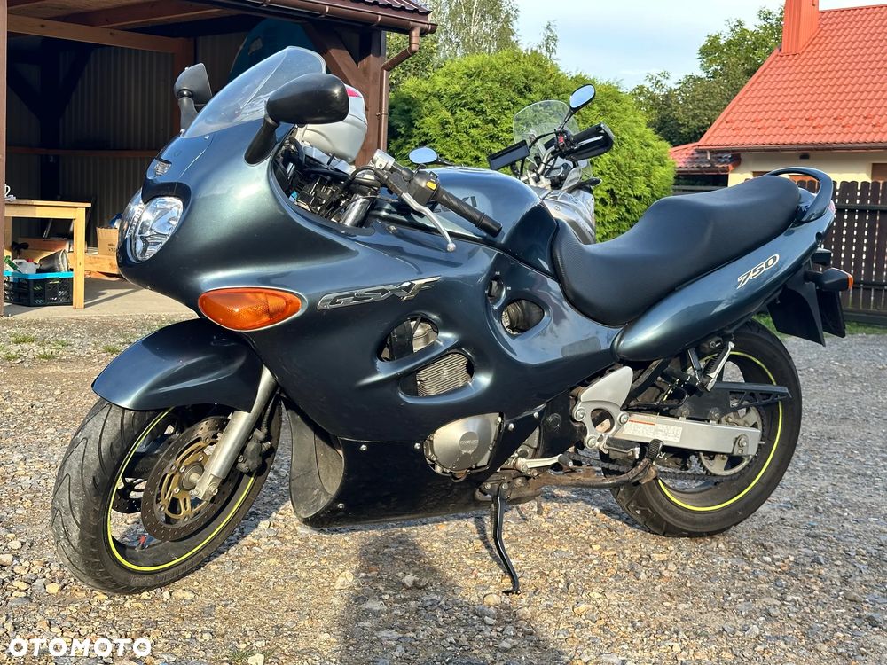 Suzuki GSX-F - Katana - 2