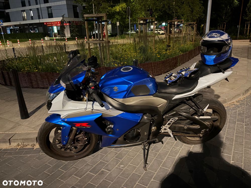 Suzuki GSX-R - 2