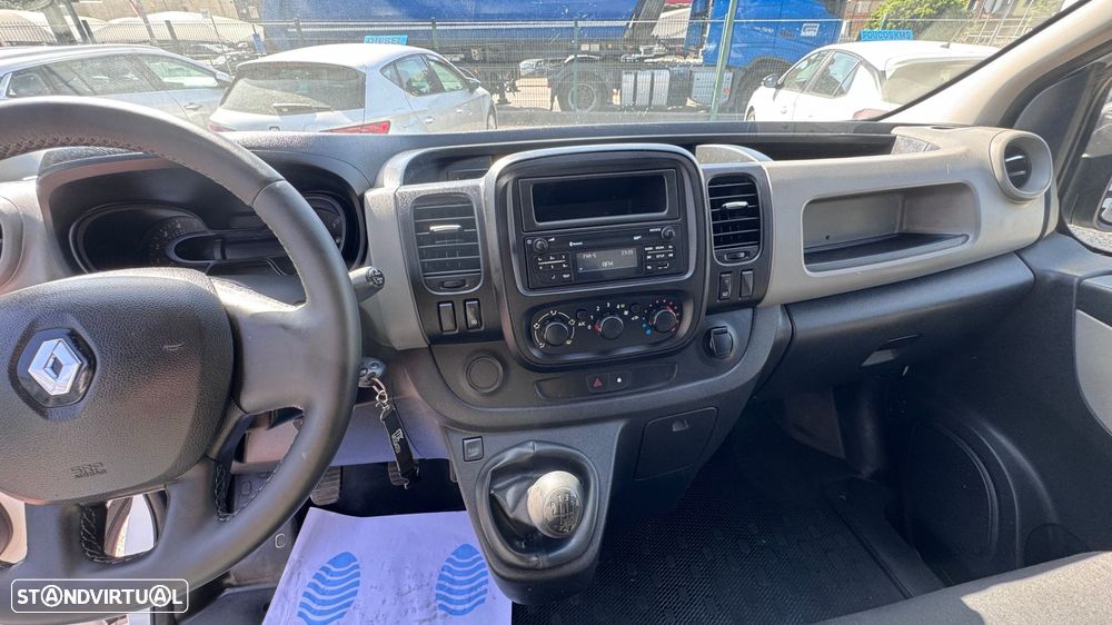 Renault Trafic 1.6 dCi L2H1 1.2T SS - 31