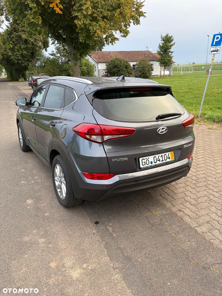 Hyundai Tucson 1.7 CRDI BlueDrive Design 2WD DCT - 18