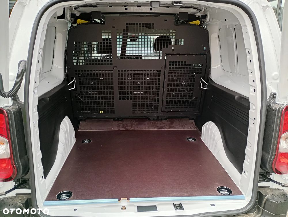 Citroën Berlingo załogowy XL 130KM automat - 11