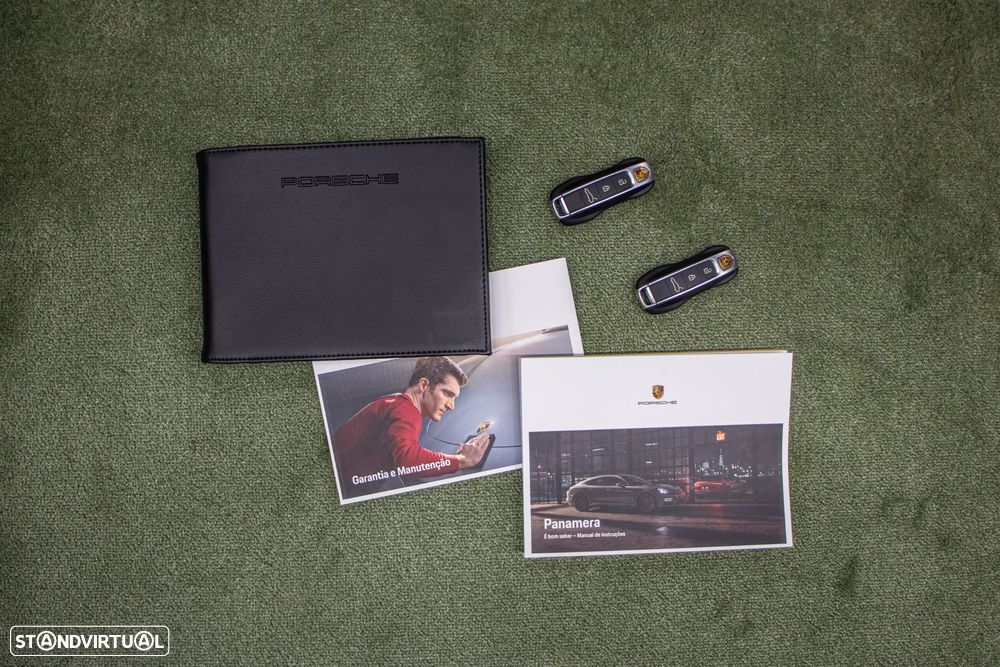 Porsche Panamera Sport Turismo 4S E-Hybrid - 51