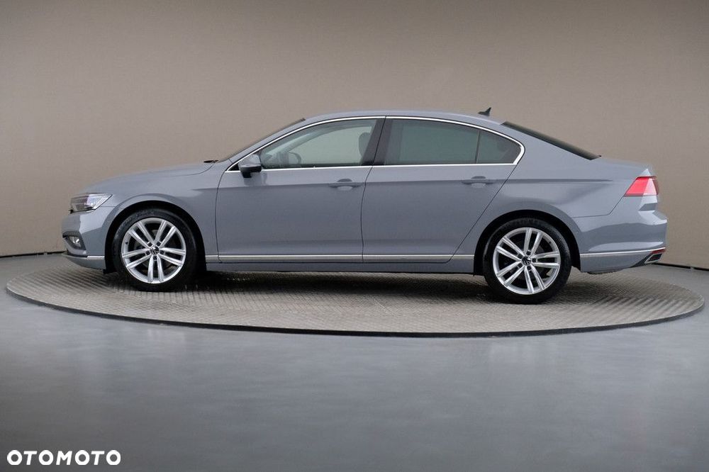 Volkswagen Passat 2.0 TSI Elegance DSG - 4