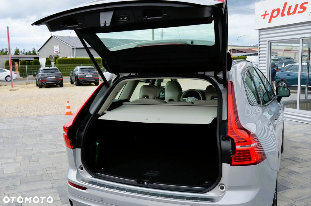 Volvo XC 60 B4 D Geartronic RDesign - 34