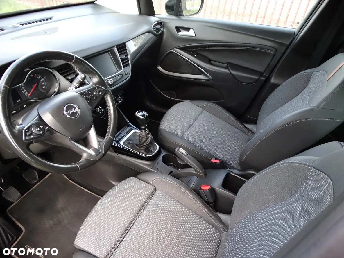 Opel Crossland - 10