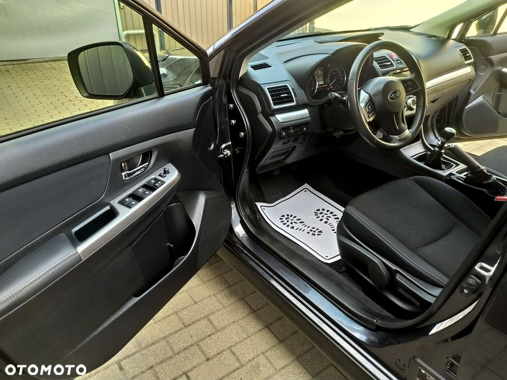 Subaru XV 2.0i Exclusive - 12