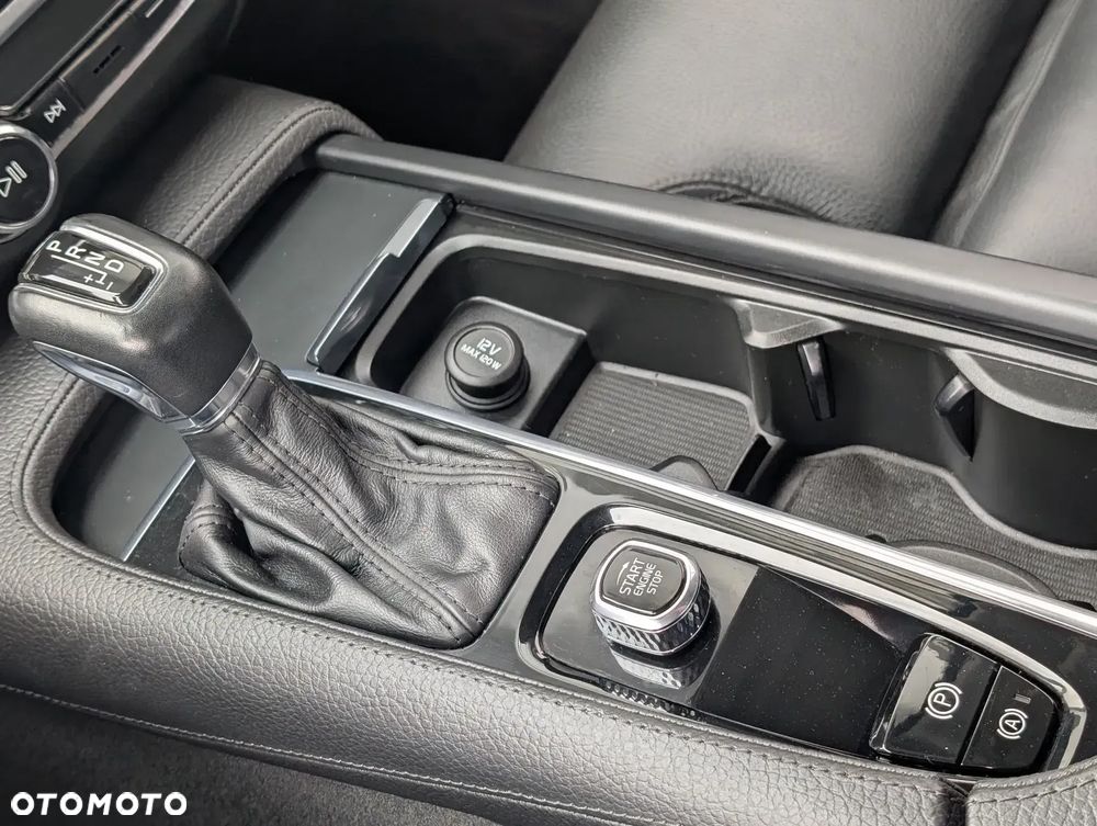 Volvo S90 - 9