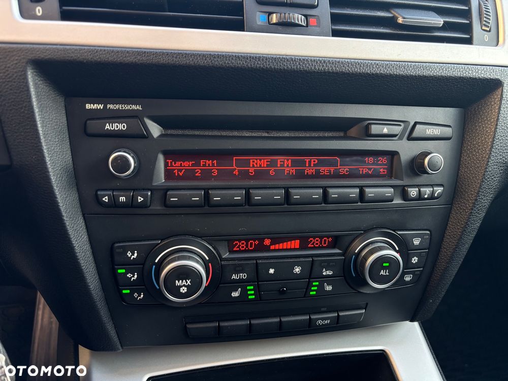 BMW Seria 3 318d DPF Edition Lifestyle - 19