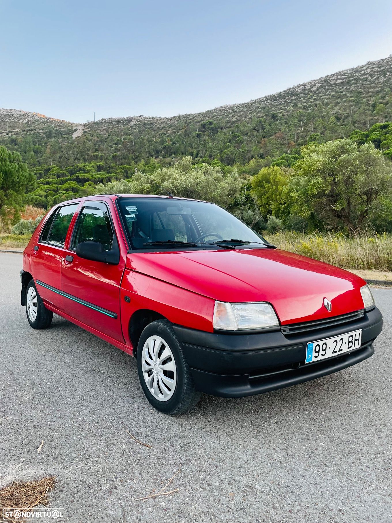 Renault Clio - 1